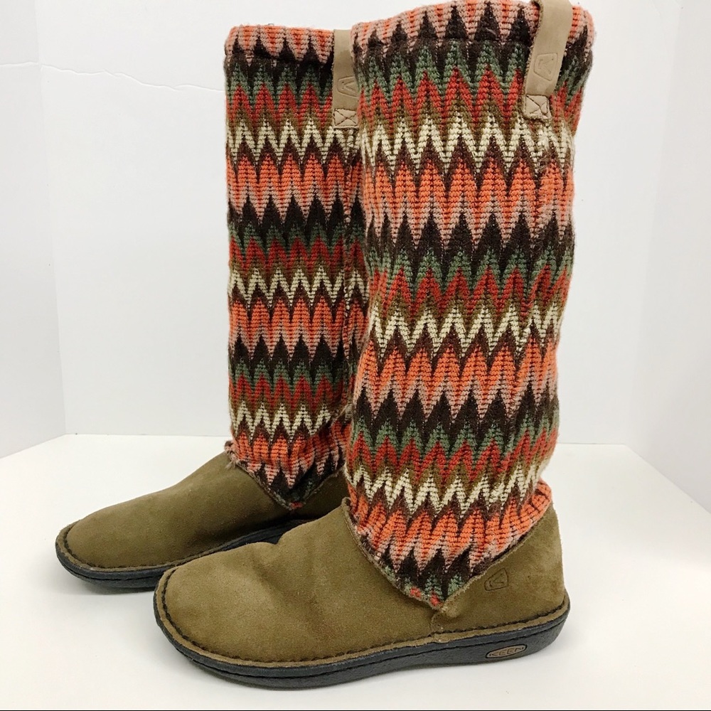 KEEN Womens Auburn Navajo Suede Boot Size 6